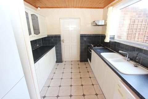 2 bedroom bungalow for sale - St Anselm Crescent, North Shields, NE29