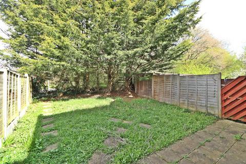 undefined, Pomander Crescent, Walnut Tree, Milton Keynes, Buckinghamshire, MK7