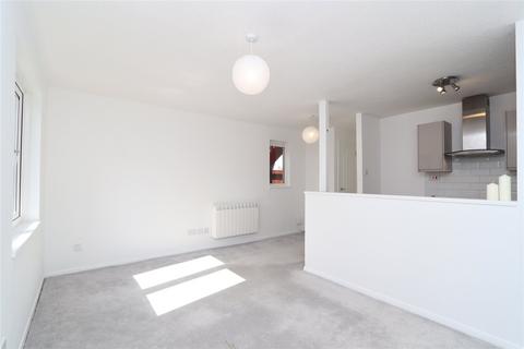 undefined, Pomander Crescent, Walnut Tree, Milton Keynes, Buckinghamshire, MK7