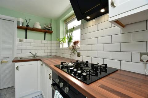 17 Chalkpit Hill, Chatham, ME4 5TA