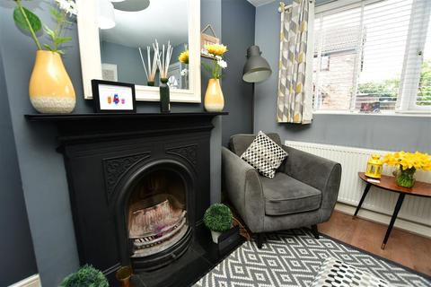 17 Chalkpit Hill, Chatham, ME4 5TA