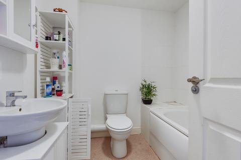 44b Grantham Road, Bracebridge Heath, Lincoln, LN4 2LD