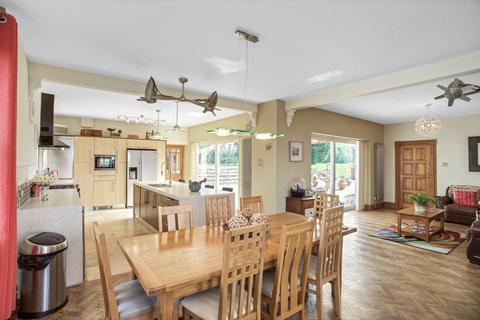 4 bedroom detached house for sale - Oxendon Lodge, Great Oxendon