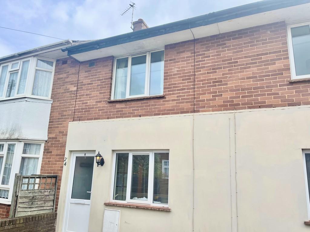 Grenville Avenue, Exeter 2 bed ground floor flat £800 pcm (£185 pw)
