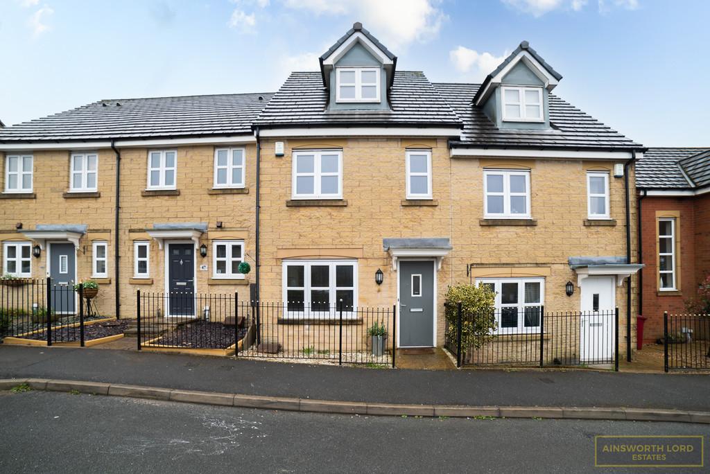 Fitzgerald Drive, Woodland Park, Darwen 3 bed terraced house £135,000