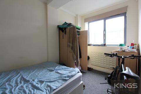2 bedroom flat to rent - Salisbury Street