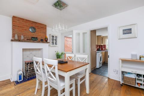 15 Canute Road, Winchester, SO23 0PW