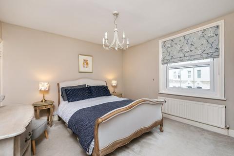 15 Canute Road, Winchester, SO23 0PW