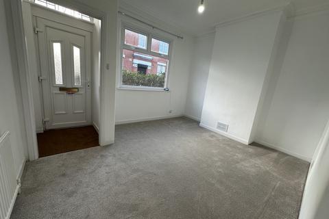 2 bedroom terraced house to rent, Charles Street, Stockport