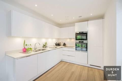Flat 15, Thistle House, 1 Wildcary Lane, Romford, RM3 0LZ
