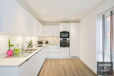 Flat 15, Thistle House, 1 Wildcary Lane, Romford, RM3 0LZ