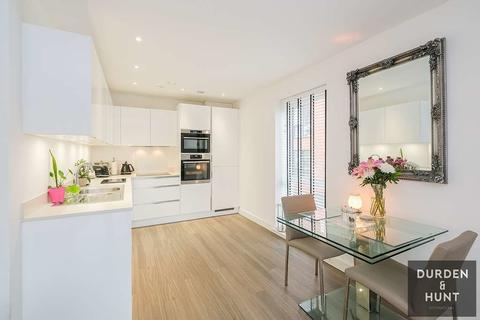 Flat 15, Thistle House, 1 Wildcary Lane, Romford, RM3 0LZ