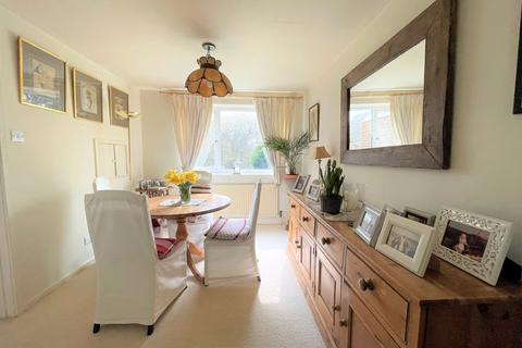 3, Crossways Cottages Tismans Common, Rudgwick, Horsham, RH12 3BL