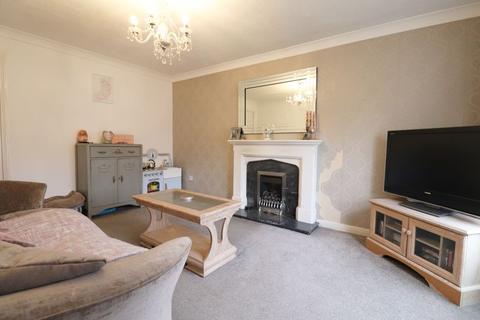 18 Bluebell Close, Scunthorpe, DN15 6BS