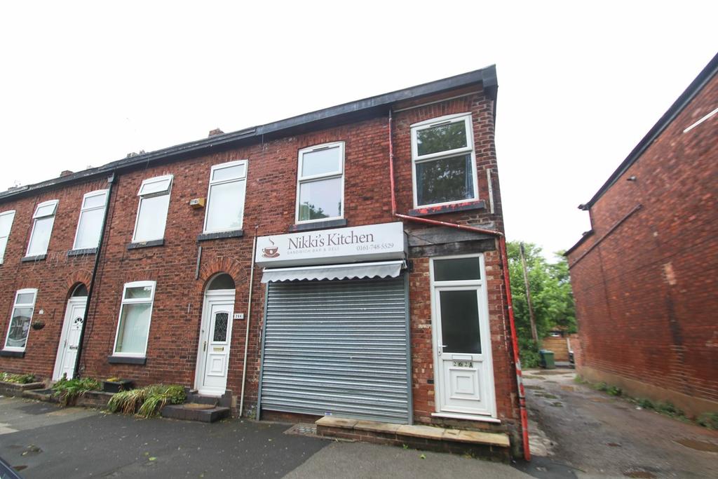 Flixton Road, Urmston, Manchester, M41 2 bed apartment £700 pcm (£162 pw)