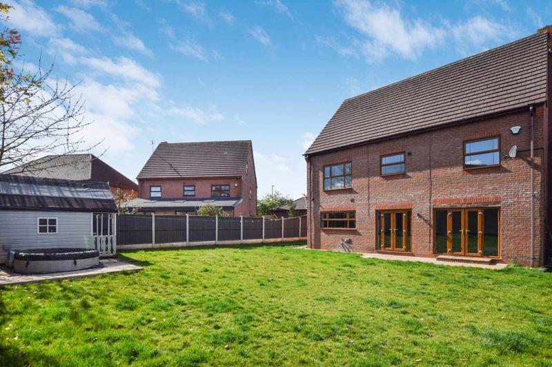 Pex Hill Court, Widnes 6 bed detached house £650,000