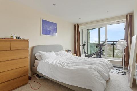 3 bedroom flat for sale - Admirals House, Gisors Road, Southsea, PO4 8GY
