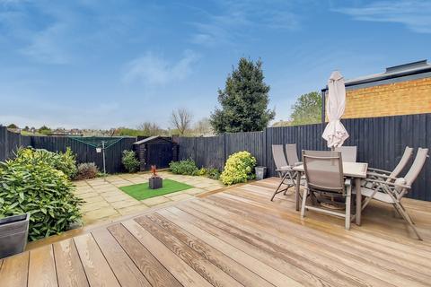 103 Drayton Bridge Road, London, W7 1ER