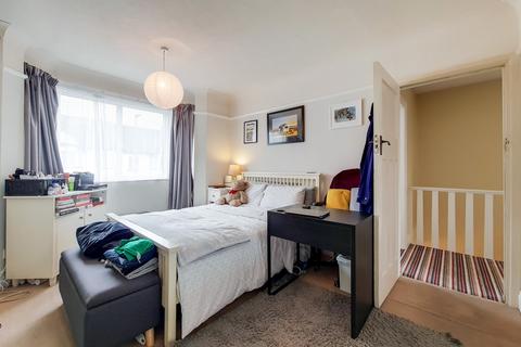 103 Drayton Bridge Road, London, W7 1ER