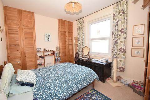2 bedroom terraced house for sale - Radford Road, Exeter, EX2