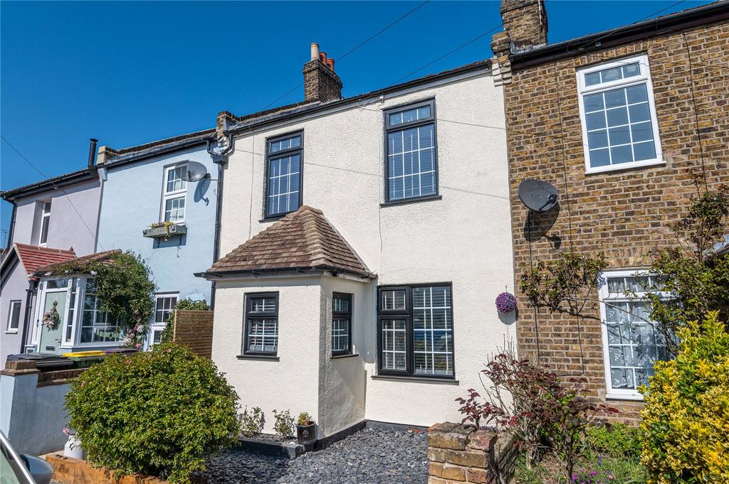 New Road, Great Wakering, SS3 4 bed terraced house £375,000