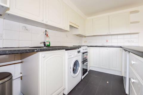 undefined, Hollows Close, Salisbury