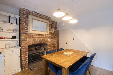 17, Carylls Cottages Faygate Lane, Faygate, Horsham, RH12 4SQ
