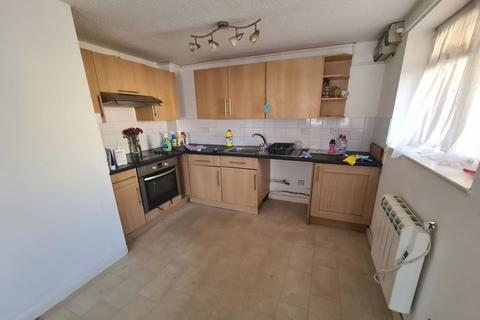 1 bedroom apartment for sale - Ivelway, Crewkerne