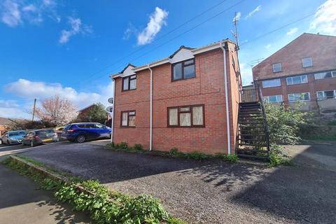 17 Ivelway, Crewkerne, TA18 8DG