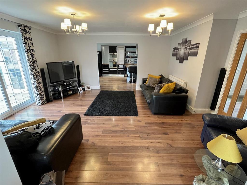 Townsend, Soham, Ely 4 bed house £599,000