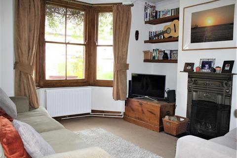 4 Elm Road, Epsom, KT17 2EU
