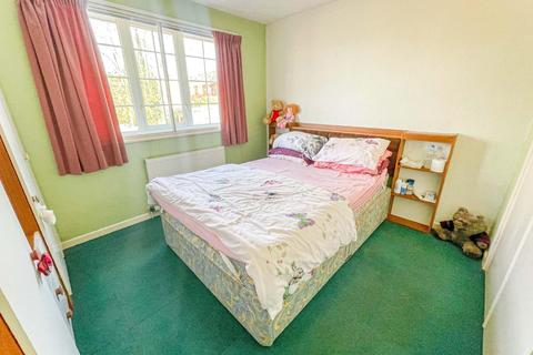 2 Anne Crescent, Coventry, CV3 3GX