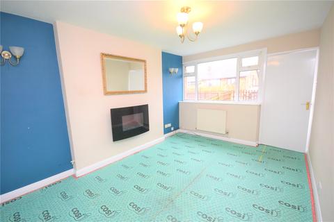 2 bedroom bungalow for sale - The Crescent, Netherton, Wakefield, West Yorkshire
