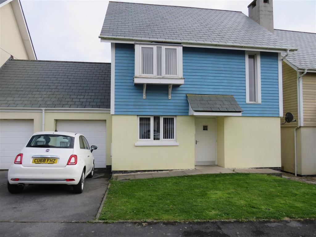 Pentre Nicklaus Village, Llanelli 3 bed semidetached house £249,995