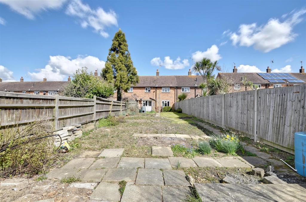 Shrubcote, Tenterden 3 bed terraced house £295,000