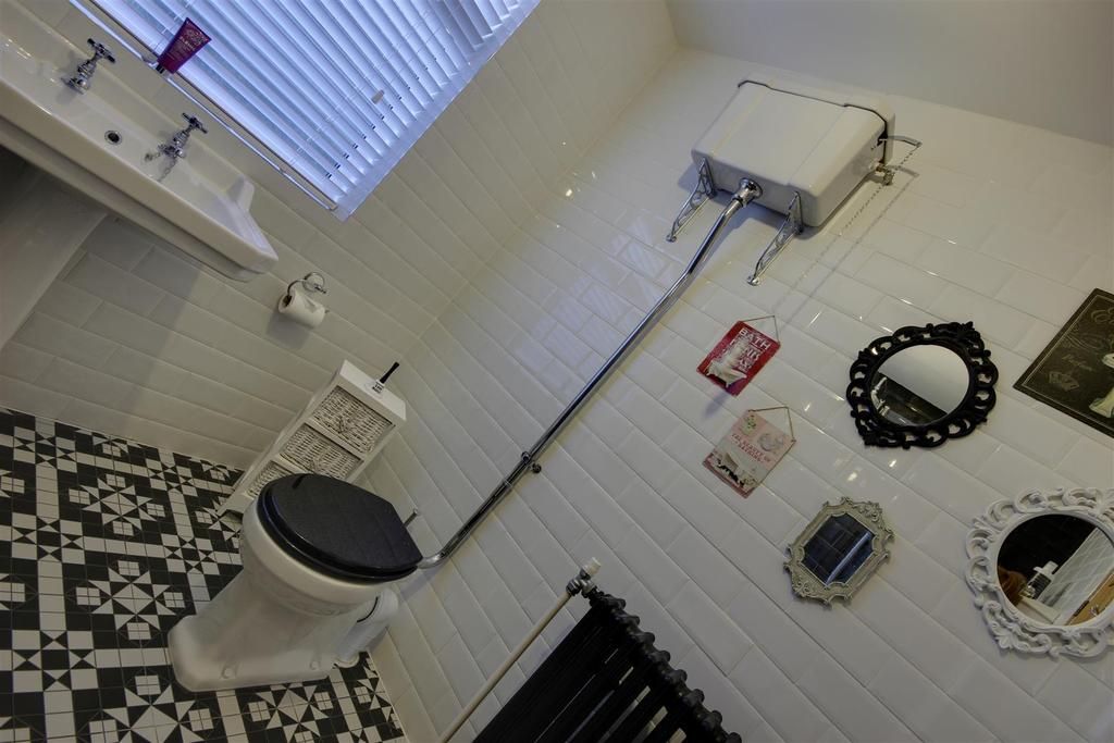High Flush W.C.