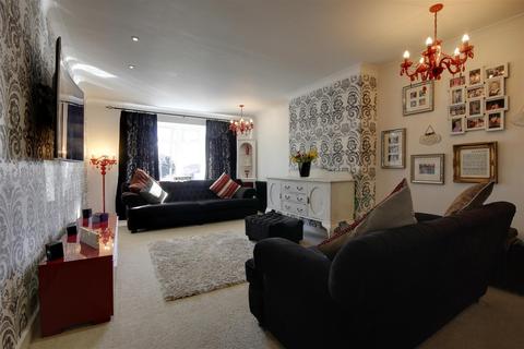 14 Cock Pit Close, Kirk Ella, Hull, HU10 7LG