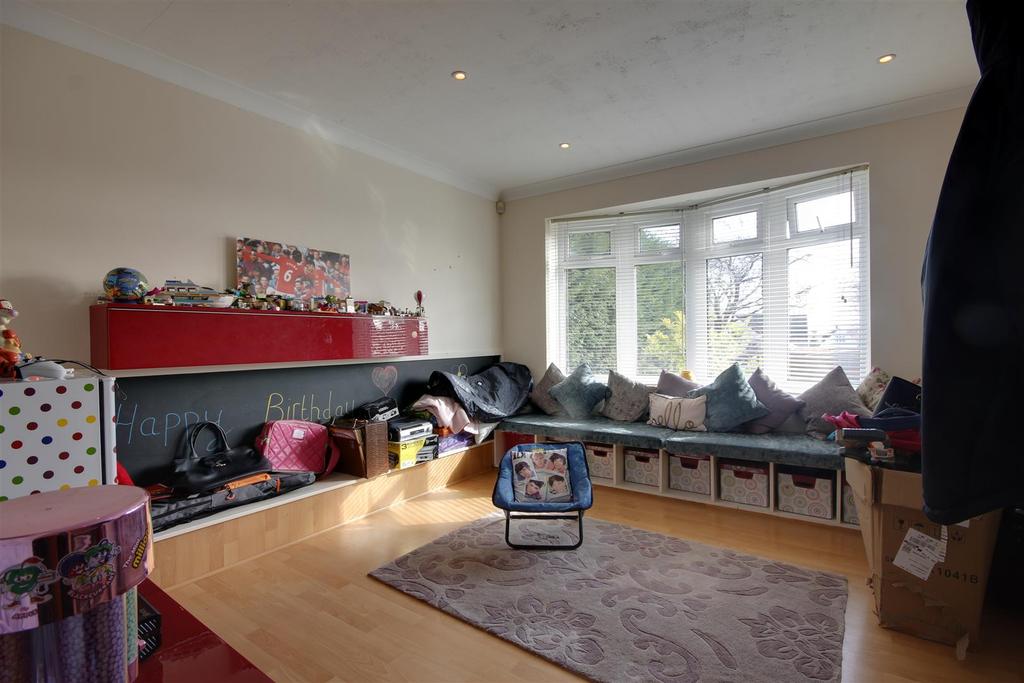Playroom/Bedroom 4