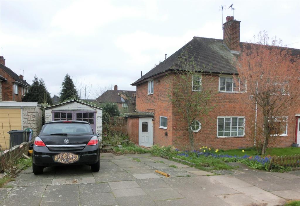 Pebworth Grove, Garretts Green, Birmingham 2 bed end of terrace house