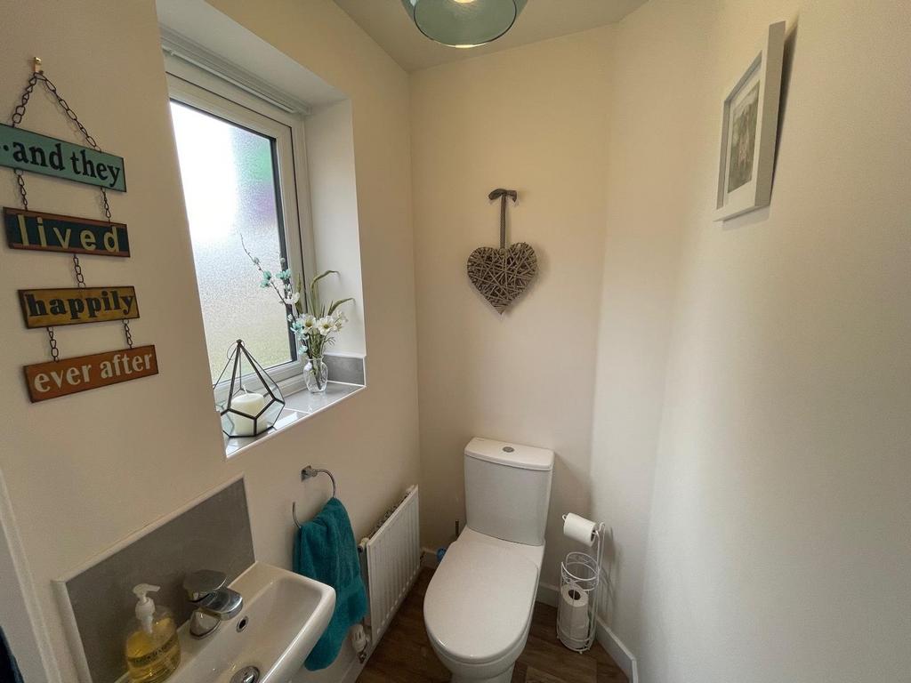 Cloaksroom/w.c
