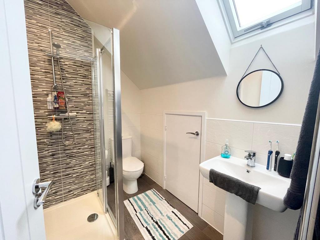 En suite bathroom