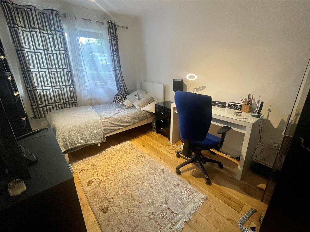 1 OL - bedroom 2.jpg