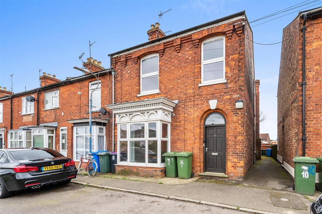 Windsor Terrace, Boston 4 bed terraced house for sale £100,000