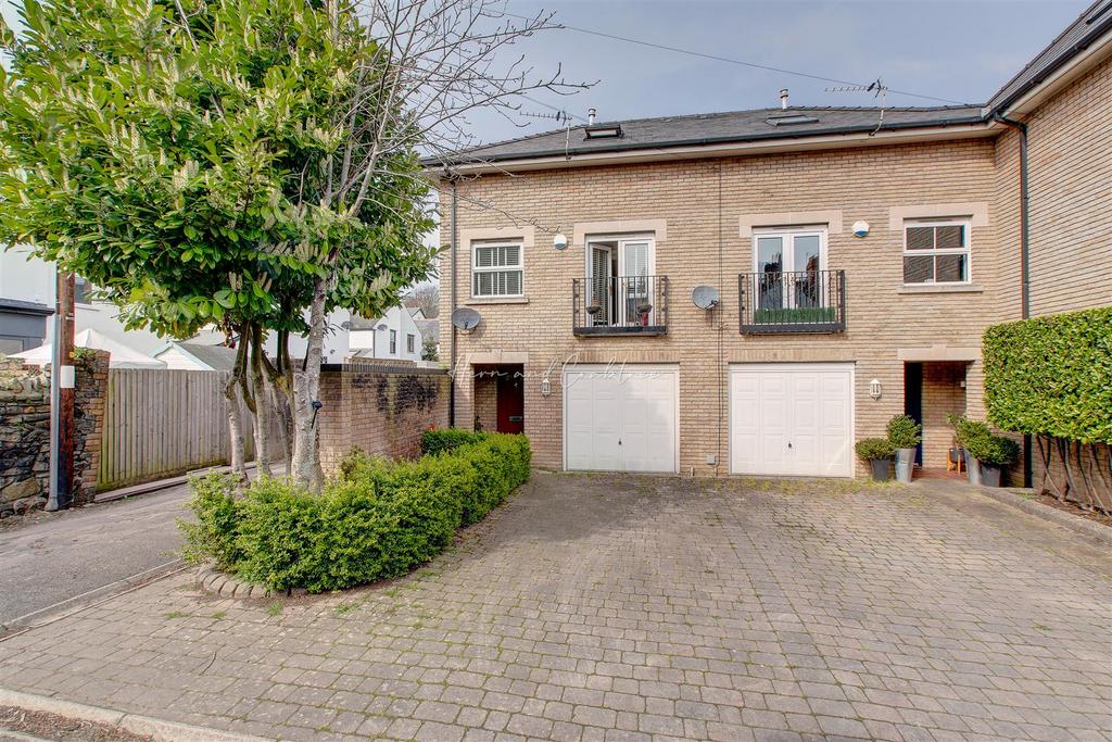 Pitman Lane, Pontcanna, Cardiff 3 bed townhouse £425,000