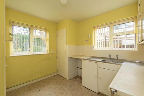 27 Hereford Close, Epsom, KT18 5DZ
