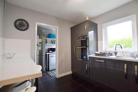 10 Millfields Close, Kilgetty, SA68 0SA