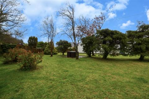 10 Millfields Close, Kilgetty, SA68 0SA