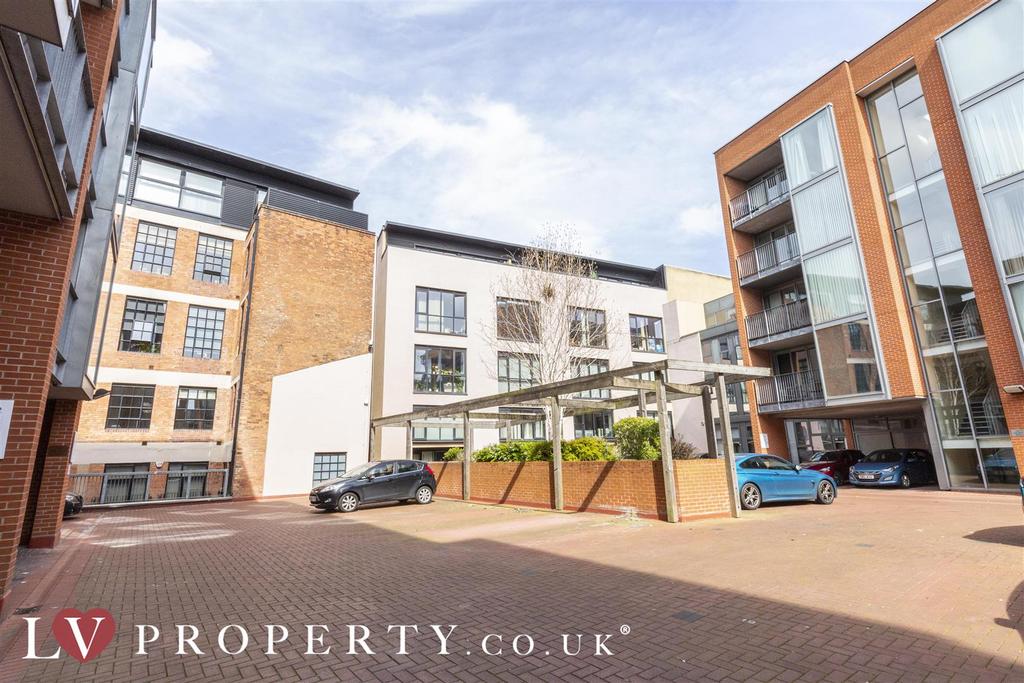 Amazon Lofts, Jewellery Quarter 2 bed apartment £240,000
