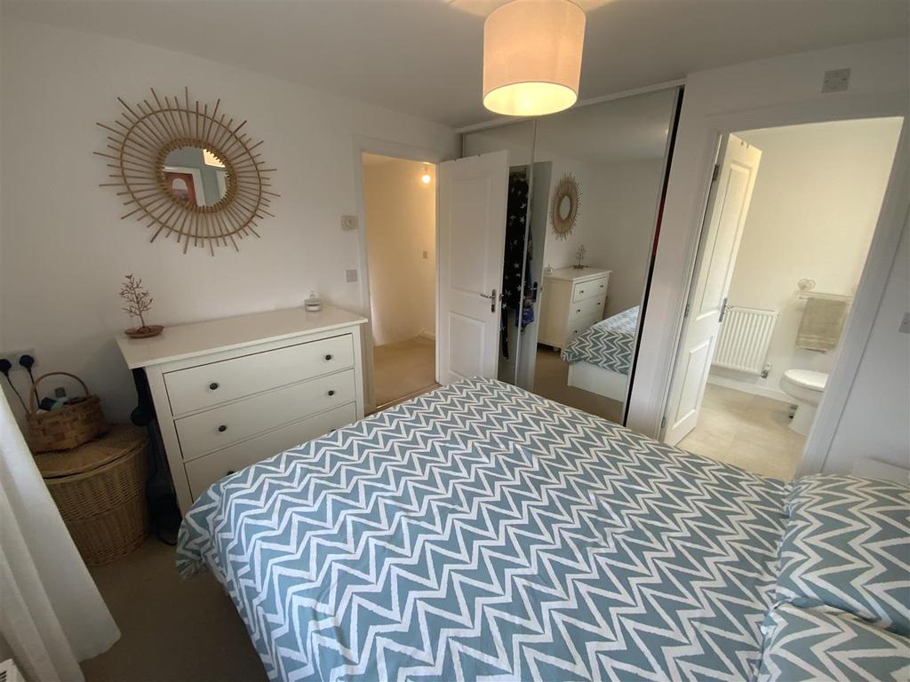 Bedroom 1: