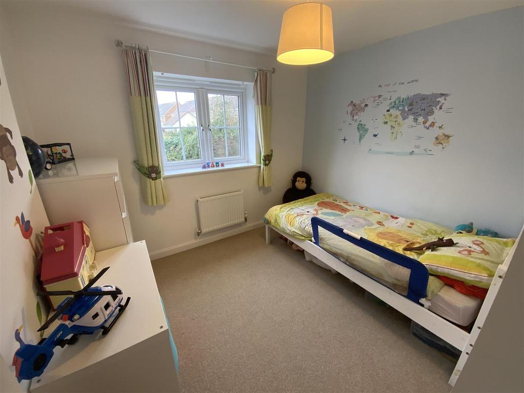 Bedroom 3: